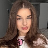 lili_hotly's Webcam Show