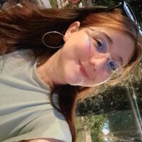 alexandra_mikell's Offline Chat Room