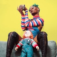 RizzySweets' Offline Chat Room