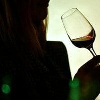 SabinaBertini's Offline Chat Room