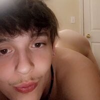 BarebackBrandon's Offline Chat Room