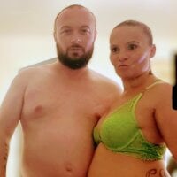 sarahlou89's Offline Chat Room