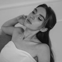 ElaraNoirr's Avatar Pic