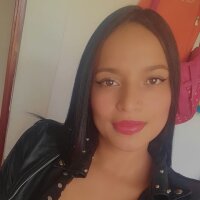 Cristal_RouseT webcam model
