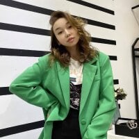 laara_teni's Offline Chat Room