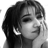lien_khan Chat Room offline