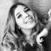 KiraPlay Adlı Modelin Çevrimdışı Sohbet Odası