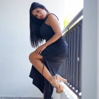 Chiqui_cute webcam model