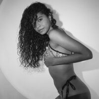 maia_littlee