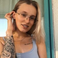 Angelika_Lex's Offline Chat Room