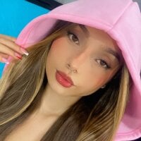kharinaa webcam model