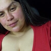 CurvyQueenKH
