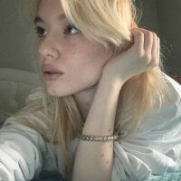 Danielle_Jones