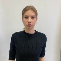 Model HildaHayley