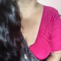 Lizahoty's Offline Chat Room