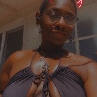 PrettyVixen30 webcam