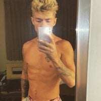 Offline chatovací místnost fetishmaster4