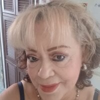 yoyiz_love webcam model