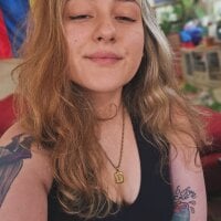 plantwaifu webcam