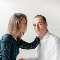 Johnny_and_Vikki অফলাইন চ্যাট রুম