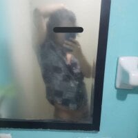 feetloverxx7's Offline Chat Room