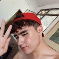 Camilo_fire18 webcam model