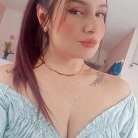 Briana_Pink offline chatrum
