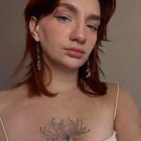 ArinaWinss webcam model