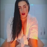 dulce_pimentahot's Offline Chat Room