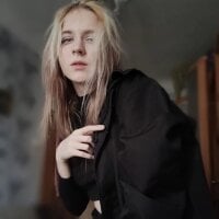 NicoleJoz's Offline Chat Room