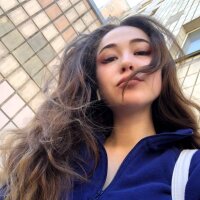 Madison_Peters' Offline Chat Room