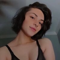 aliXmae webcam