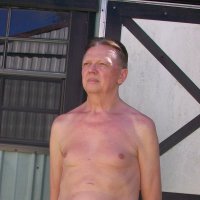 NakedMikeSC's Offline Chat Room