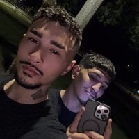 2sexy_latinos69 webcam