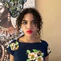 paola_sexy_23's Offline Chat Room