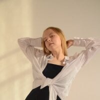 FredericaAngwin's Offline Chat Room