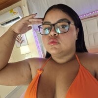 LunaaBlaze webcam model