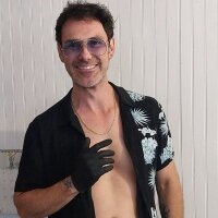 Nakedpainter_'s Offline Chat Room