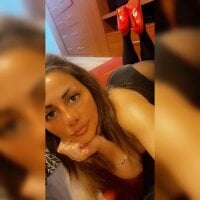 Offline chatovací místnost analhotkiyth