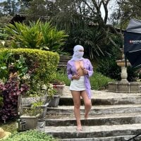 caroline_peed