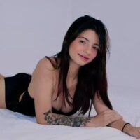 Nyra_naomi webcam model