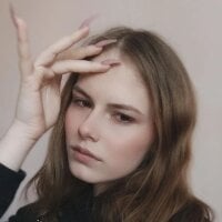 SaraDavisst's Offline Chat Room