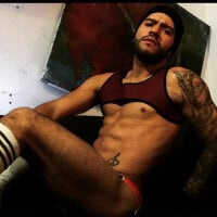 sex__tatto's Offline Chat Room