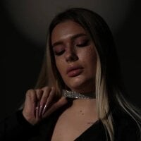 HollieHeath's Offline Chat Room