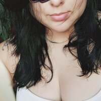 Jessyeeeh's Offline Chat Room