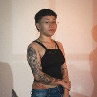 KoraMoon_ webcam model