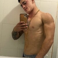 Joven26guapo's Offline Chat Room