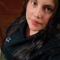 shailene_prior webcam model