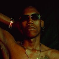karllhil's Avatar Pic