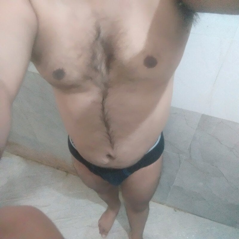 bottomchubbyvivek